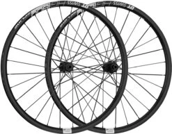Dt-swiss Set De Roues HG 1800 SPLINE 25 Boost Disc Center Lock Hybrid 27,5"